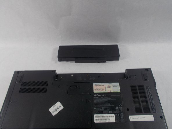 Gateway P-6831FX Battery Replacement: crwdns2935265:04crwdnd2935265:02crwdnd2935265:02crwdne2935265:0