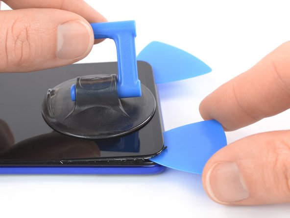 Xiaomi Redmi Note 8 Pro Screen Replacement, Slice the adhesive: crwdns2935265:027crwdnd2935265:02crwdnd2935265:02crwdne2935265:0