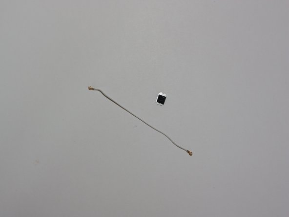 Samsung Galaxy S II Teardown: crwdns2935265:012crwdnd2935265:02crwdnd2935265:02crwdne2935265:0