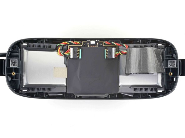 HTC Vive XR Elite Battery Cradle Power LED Replacement, Unfasten the headstrap clips: crwdns2935265:014crwdnd2935265:02crwdnd2935265:02crwdne2935265:0