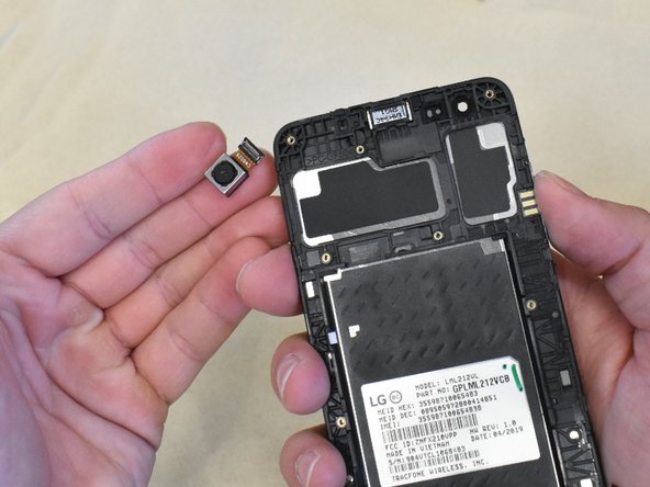 LG Rebel 4 LTE Disassembly, Remove the Camera: crwdns2935265:08crwdnd2935265:03crwdnd2935265:03crwdne2935265:0