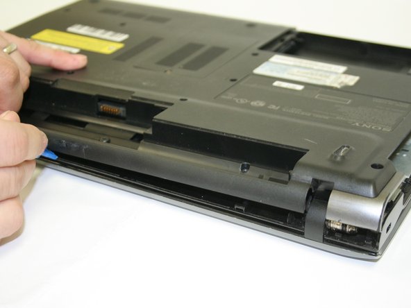 Sony Vaio SVE15112FXS Fan Replacement: crwdns2935265:010crwdnd2935265:02crwdnd2935265:03crwdne2935265:0