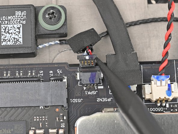 Lenovo ThinkPad T16 Gen 3 Speakers Replacement, Disconnect the cables: stap 0, afbeelding 3 van 3