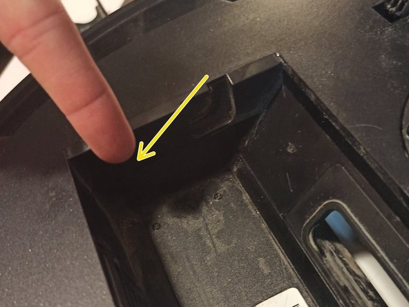 Ecovacs Deebot 920 Disassembly, Lift The Top Cover: crwdns2935265:07crwdnd2935265:03crwdnd2935265:03crwdne2935265:0