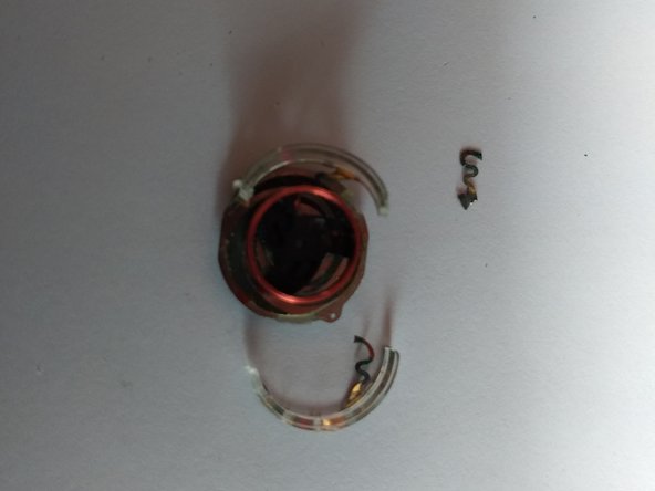 Aftershokz Trekz Titanium Teardown, Causing serious damage: crwdns2935265:04crwdnd2935265:02crwdnd2935265:02crwdne2935265:0