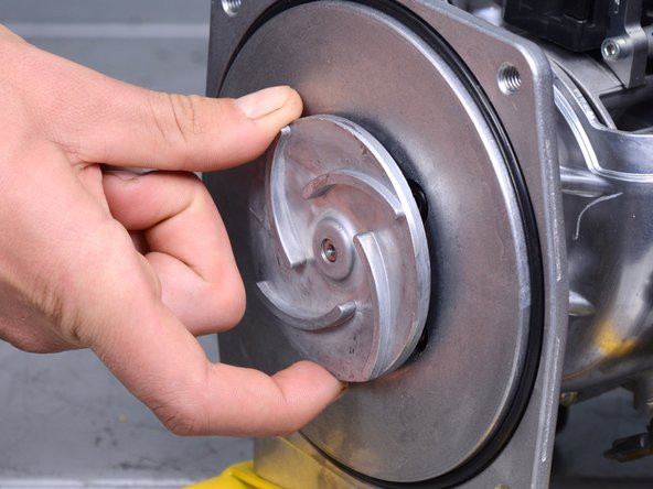 Wacker Pump PG1 2014 Seal Kit Replacement, Remove the impeller: crwdns2935265:010crwdnd2935265:02crwdnd2935265:03crwdne2935265:0