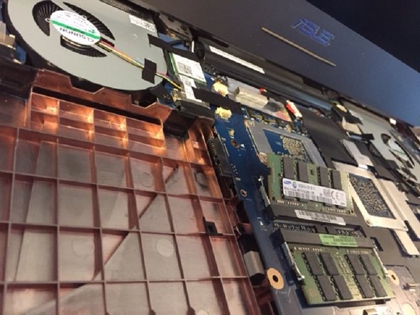 Asus ROG Laptop G752VL-DH71 RAM under keyboard Replacement, RAM removal: crwdns2935265:012crwdnd2935265:02crwdnd2935265:03crwdne2935265:0