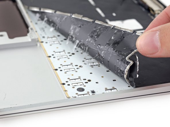 Retina MacBook 2015 Teardown: crwdns2935265:024crwdnd2935265:03crwdnd2935265:03crwdne2935265:0