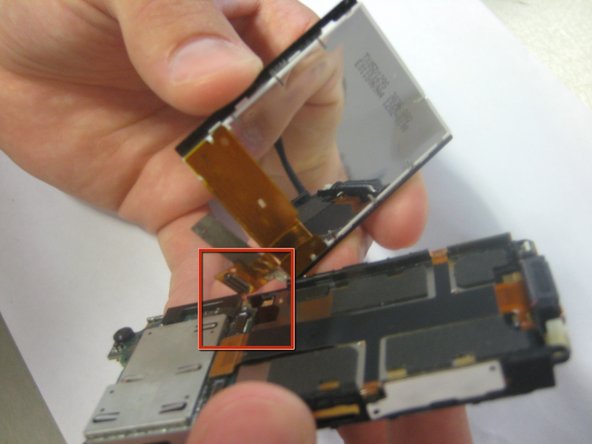 Sony Ericsson W350a Screen Replacement, Screen: crwdns2935265:012crwdnd2935265:02crwdnd2935265:03crwdne2935265:0