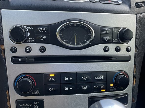 How to Recharge the A/C in a 2009 Infiniti G37: crwdns2935265:03crwdnd2935265:02crwdnd2935265:03crwdne2935265:0
