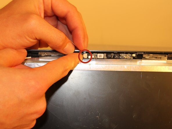 HP Mini 110-1046NR Screen Replacement: crwdns2935265:017crwdnd2935265:02crwdnd2935265:03crwdne2935265:0