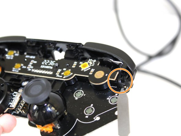 PDP Rematch Top Left and Right Button(s) Replacement: crwdns2935265:06crwdnd2935265:02crwdnd2935265:02crwdne2935265:0