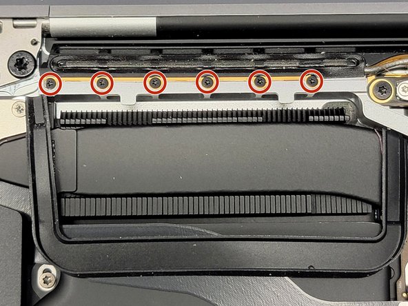 MacBook Pro 13" Two Thunderbolt Ports 2020 Touchbar Removal, Removing Antenna Screws: crwdns2935265:019crwdnd2935265:02crwdnd2935265:03crwdne2935265:0