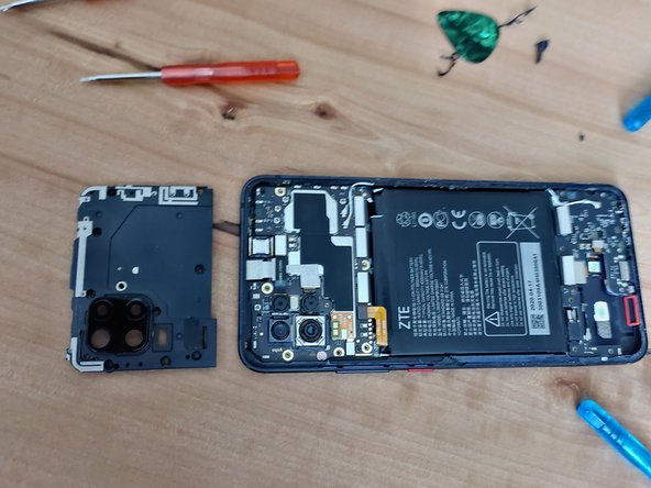 ZTE Axon11 Display Replacement: 步骤 5 中的图像 2，2