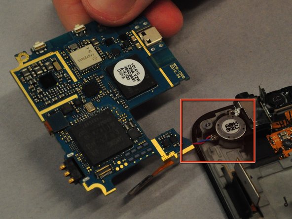 Samsung Fascinate Motherboard Replacement: 11 단계, 이미지 3개 중 3개