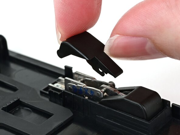 Nintendo Switch 2 Kickstand Replacement: crwdns2935265:020crwdnd2935265:02crwdnd2935265:02crwdne2935265:0