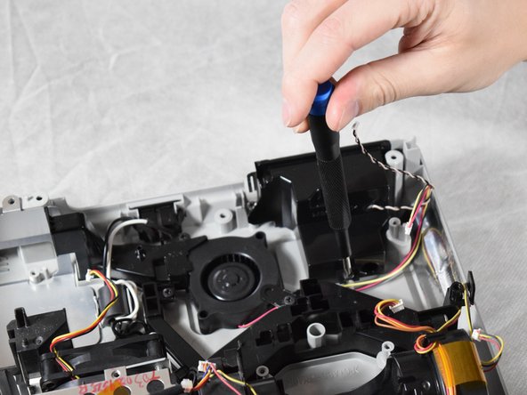 Epson PowerLite 83+ Speaker Replacement, Speaker: crwdns2935265:016crwdnd2935265:02crwdnd2935265:02crwdne2935265:0