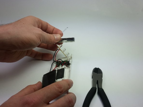 Nokero N400 LED Panel Replacement, Removing the LED Panel: crwdns2935265:04crwdnd2935265:02crwdnd2935265:02crwdne2935265:0