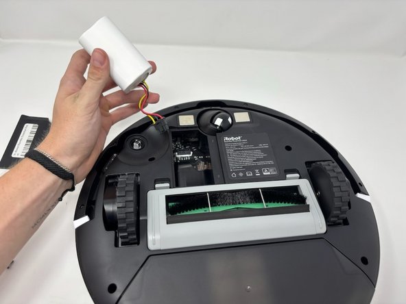 iRobot Roomba Essential Robot Battery Replacement: crwdns2935265:04crwdnd2935265:03crwdnd2935265:03crwdne2935265:0