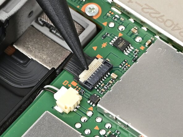 Nintendo Switch 2 Board Replacement, Connect the right Joy-Con 2 connector: crwdns2935265:069crwdnd2935265:03crwdnd2935265:03crwdne2935265:0