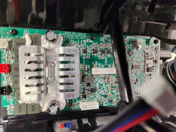 JBL Boombox Battery Replacement, Unscrew the Motherboard Top: crwdns2935265:016crwdnd2935265:02crwdnd2935265:02crwdne2935265:0