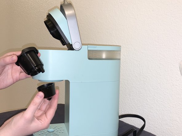 How to Clear a Clog in a Keurig K-Mini: crwdns2935265:03crwdnd2935265:02crwdnd2935265:02crwdne2935265:0