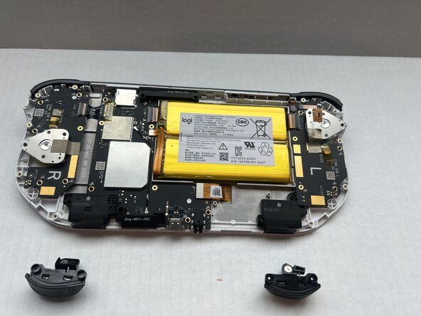 Logitech G Cloud L2-R2 Trigger Replacement, L2-R2 Trigger: crwdns2935265:06crwdnd2935265:02crwdnd2935265:02crwdne2935265:0
