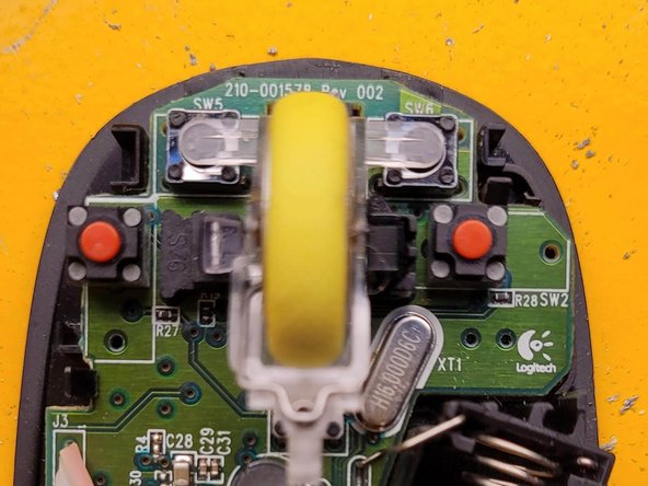 Logitech M325c Mouse Buttons Replacement & Disassembly Guide, Desoldering switches and soldering: crwdns2935265:04crwdnd2935265:03crwdnd2935265:03crwdne2935265:0