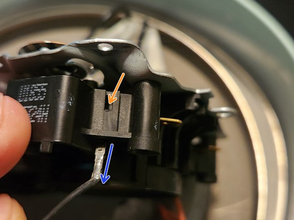 Smeg Kettle temp control jug replacement, Disconnect switch and LED cables: crwdns2935265:03crwdnd2935265:02crwdnd2935265:03crwdne2935265:0