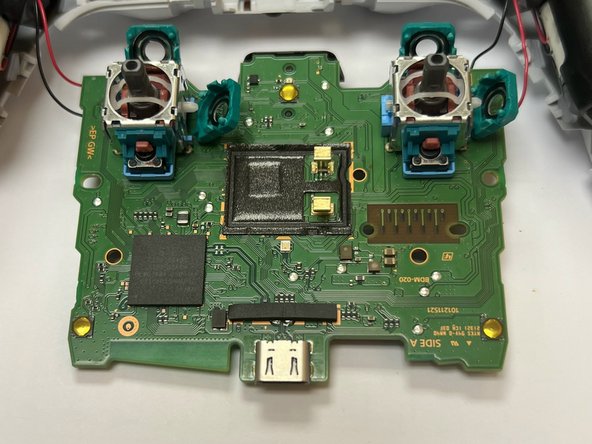 How to Fix Stick Drift for a PlayStation Dualsense Controller V1: crwdns2935265:016crwdnd2935265:03crwdnd2935265:03crwdne2935265:0
