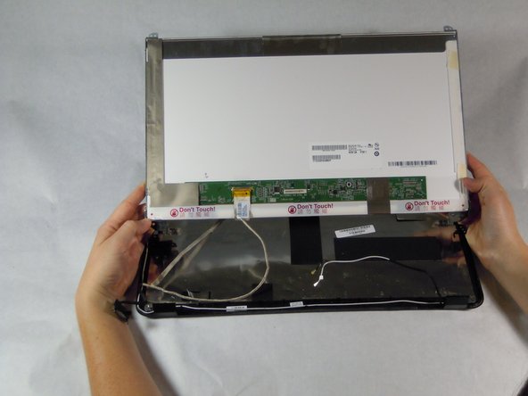 HP Pavilion g7-2275dx Screen Replacement: crwdns2935265:024crwdnd2935265:02crwdnd2935265:03crwdne2935265:0