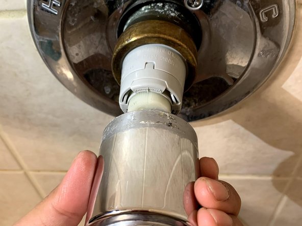 Bath Tub Cartridge Replacement: crwdns2935265:04crwdnd2935265:02crwdnd2935265:03crwdne2935265:0