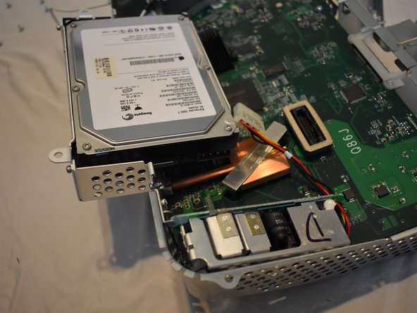 eMac Hard Drive Replacement, Power Cable: 17 단계, 이미지 2개 중 2개