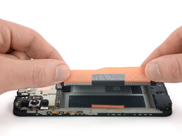 Xiaomi Poco M3 Battery Replacement, Lift the battery out of its recess: step 17, image 2 of 2