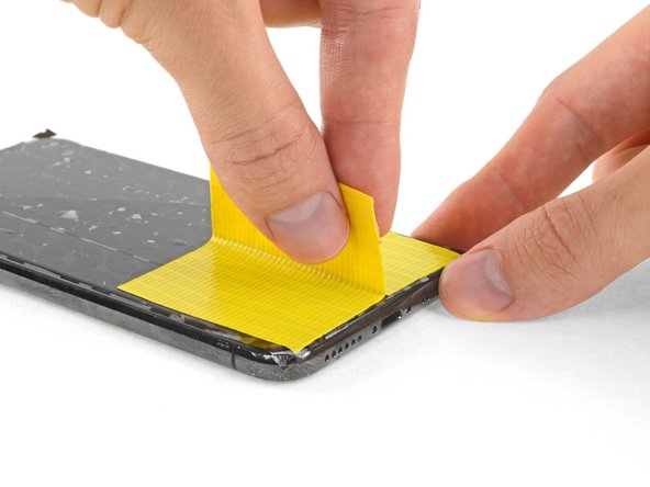 iPhone 13 Pro Max Screen Replacement, Tape over any cracks: step 3, image 3 of 3