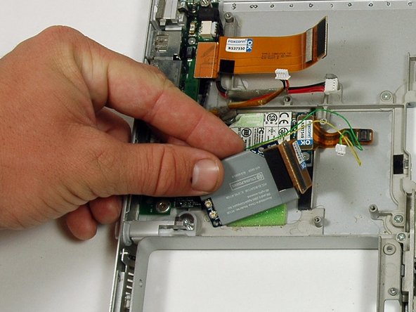PowerBook G4 Aluminum 15" 1.67 GHz Lower Case Replacement: stap 0, afbeelding 2 van 2