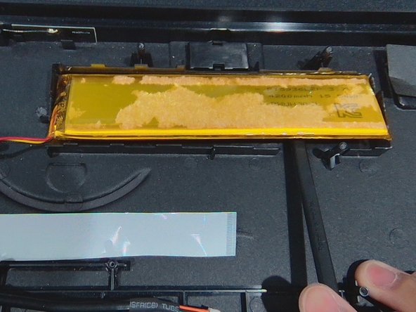 Razer Blackwidow V3 Pro Battery Replacement, Adhesive cutting: crwdns2935265:014crwdnd2935265:02crwdnd2935265:02crwdne2935265:0