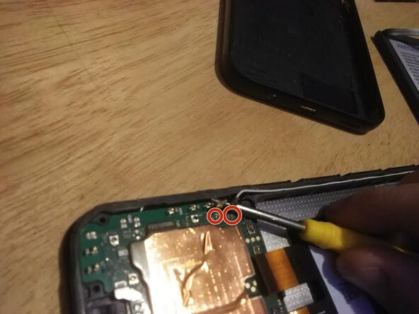 Samsung Galaxy A14 Screen Replacement, Remove Bottom Panel and Bottom Wiring.: crwdns2935265:04crwdnd2935265:02crwdnd2935265:02crwdne2935265:0