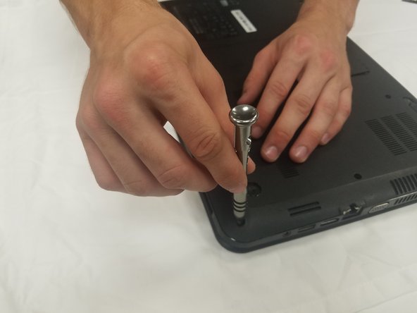 HP Pavilion 15-d035dx Disk Drive Replacement: crwdns2935265:06crwdnd2935265:02crwdnd2935265:02crwdne2935265:0