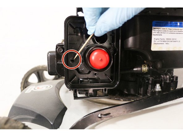 Changer le carburateur de la tondeuse 460BSP500E-3, Fixation du carburateur: stap 0, afbeelding 3 van 3