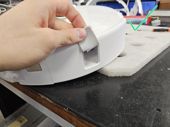 Roborock Q Revo: Laser Distance Sensor Replacement, Watch for this flap during reassembly.: crwdns2935265:018crwdnd2935265:03crwdnd2935265:03crwdne2935265:0