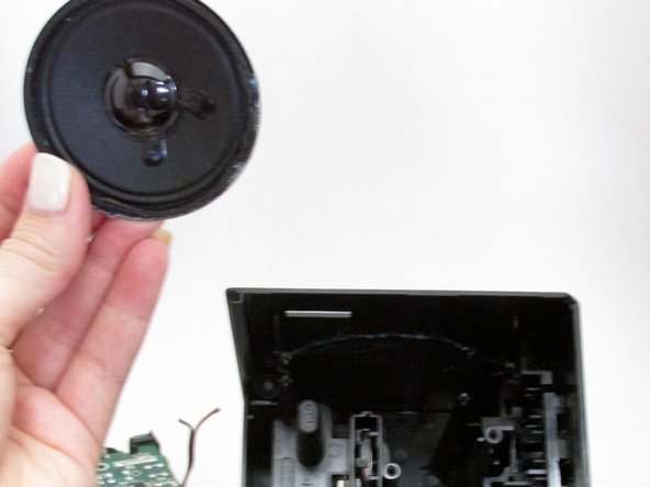 Sony ICF-C1T Speaker Replacement: crwdns2935265:07crwdnd2935265:02crwdnd2935265:02crwdne2935265:0