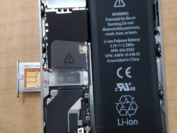 iPhone 4S Power button Replacement: crwdns2935265:013crwdnd2935265:02crwdnd2935265:02crwdne2935265:0