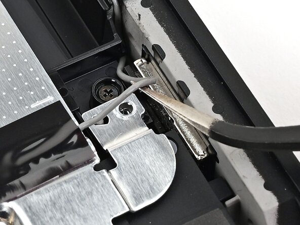 Nintendo Switch 2 Microphone Replacement, Unroute the gray antenna cable: crwdns2935265:029crwdnd2935265:03crwdnd2935265:03crwdne2935265:0