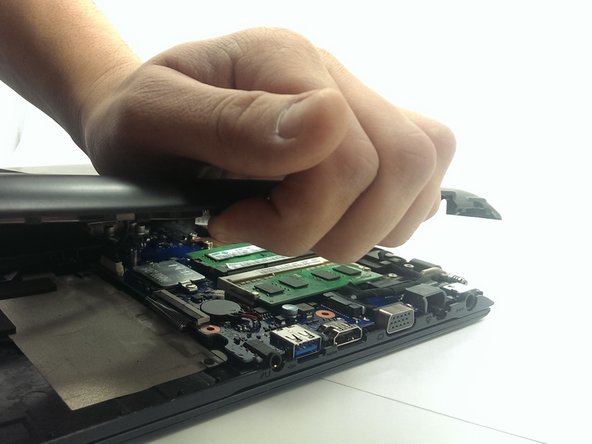 Samsung ATIV Book 4 Battery Replacement: crwdns2935265:03crwdnd2935265:02crwdnd2935265:02crwdne2935265:0