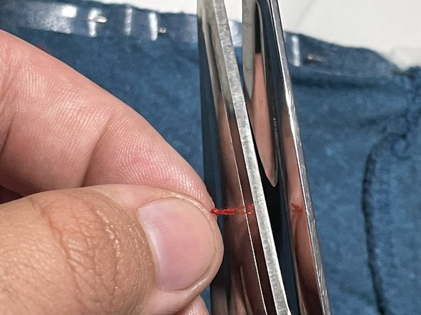 How to Reinforce Seams by Hand: crwdns2935265:06crwdnd2935265:03crwdnd2935265:03crwdne2935265:0