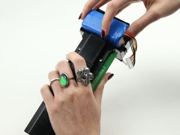 Sony SRS-XG300 Battery Replacement: crwdns2935265:020crwdnd2935265:02crwdnd2935265:03crwdne2935265:0