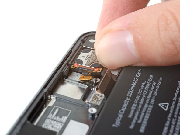 How to Apply New Earpiece Speaker Adhesive in Your Google Pixel Fold, Secure the earpiece speaker: crwdns2935265:05crwdnd2935265:02crwdnd2935265:03crwdne2935265:0