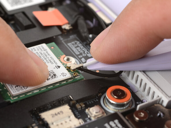 Framework Laptop 12 Webcam Cable Replacement, Disconnect the antenna cables: 18 단계, 이미지 3개 중 2개