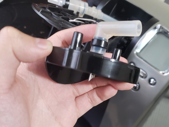 Keurig B70 Platinum Puncture Needle Replacement: crwdns2935265:09crwdnd2935265:03crwdnd2935265:03crwdne2935265:0